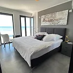 Paramount Adria Apartman *