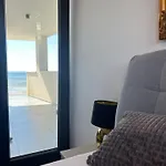 Paramount Adria Apartman *