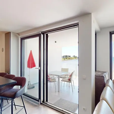 Paramount Adria Διαμέρισμα