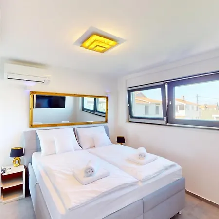 Paramount Adria * Privlaka (Zadar)