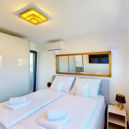 Διαμέρισμα Paramount Adria