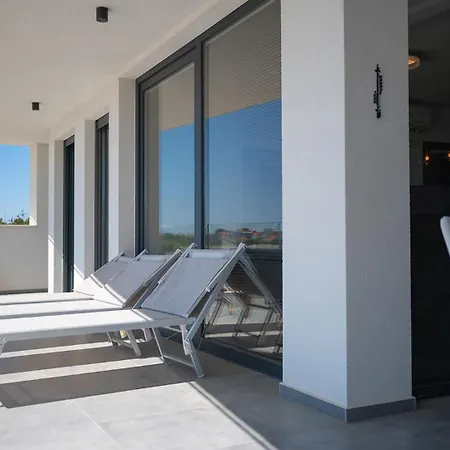 Διαμέρισμα Paramount Adria